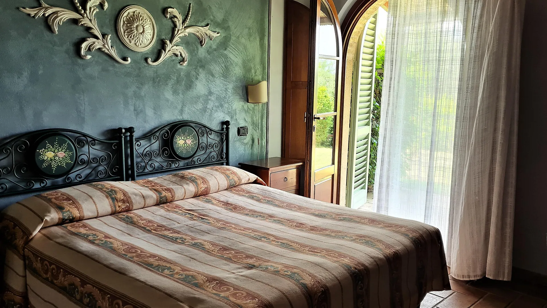 Bed and Breakfast Antico Borgo Il Cardino San Gimignano