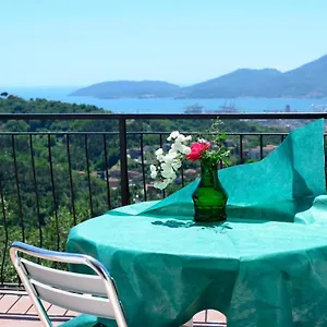 Agriturismo Oliva Azzurra Valeriano Lunense