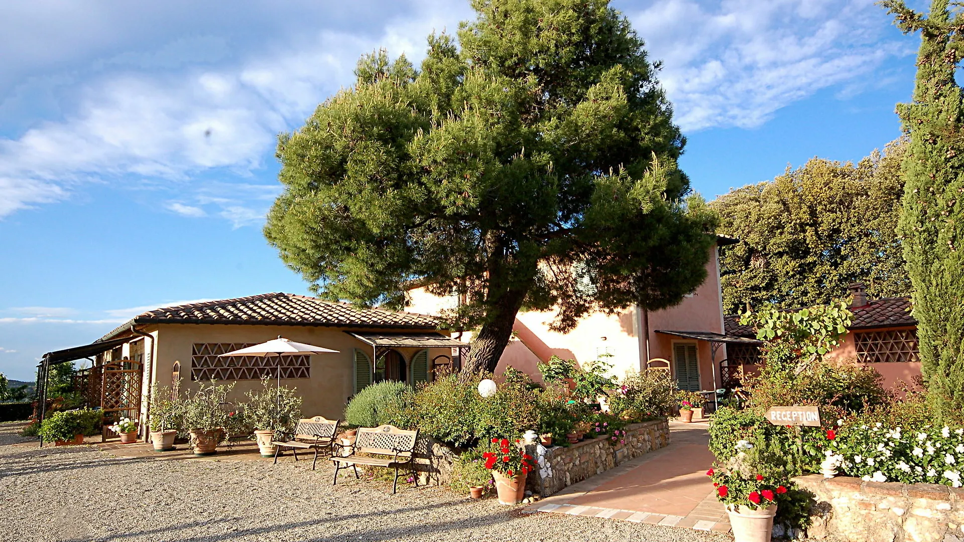 Bed and Breakfast Antico Borgo Il Cardino San Gimignano Italia